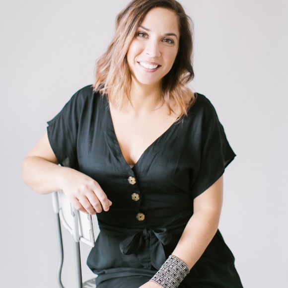 Meet your Posher, Aimee - Picture 3 of 8